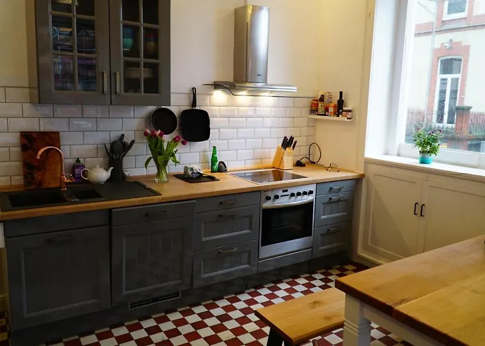 Großzügige Altbauwohnung In Bestlage Apartment Hamburg