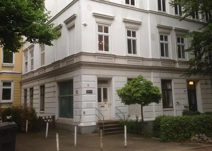 Grosszuegige Altbauwohnung In Bestlage Hamburg-Harburg