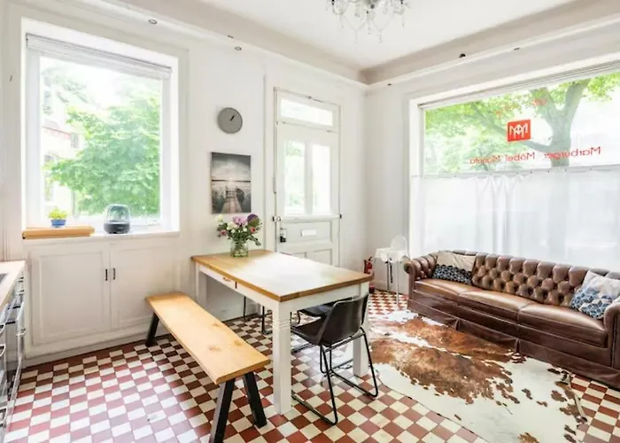 Appartement Grosszuegige Altbauwohnung In Bestlage